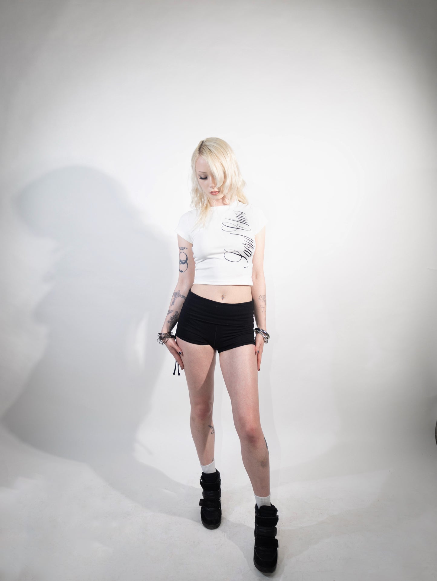 Sacred Chaos (croptop white)