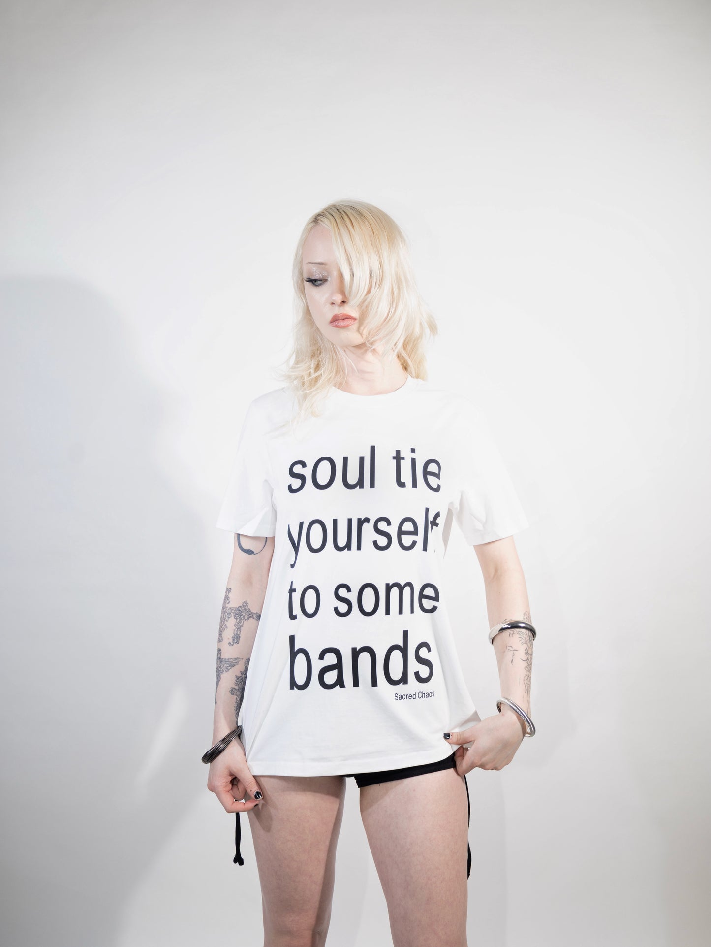 SOUL TIE YOURSELF TO SOME BANDS! (white)